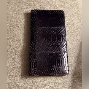 Wallet Made Of Snake Skin & leather. Black Good For Both: Women & Men